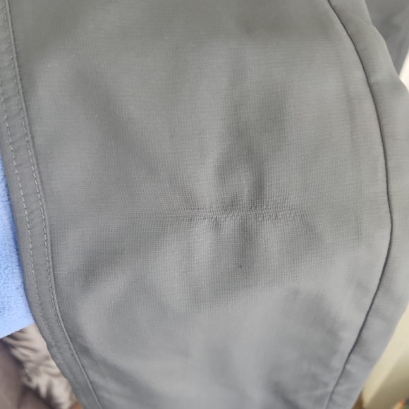 Columbia Women's Gray Cargo Pants - Picture 5 of 7